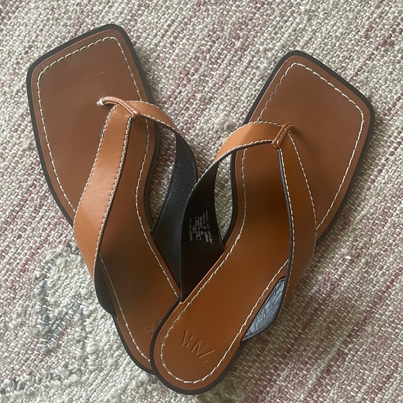 Zara Shoes Zara Leather Flip Flop Poshmark